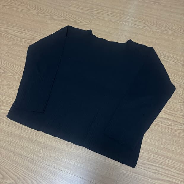 이세이미야케 me 긴팔 롱슬리브 블랙