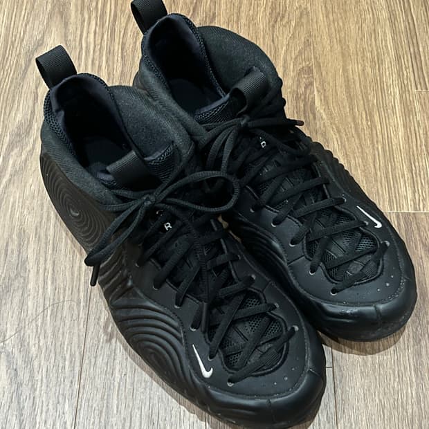 칸예착용 꼼데가르송 나이키 폼포짓 블랙 285