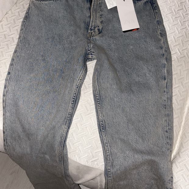 Zara straight jeans(36)