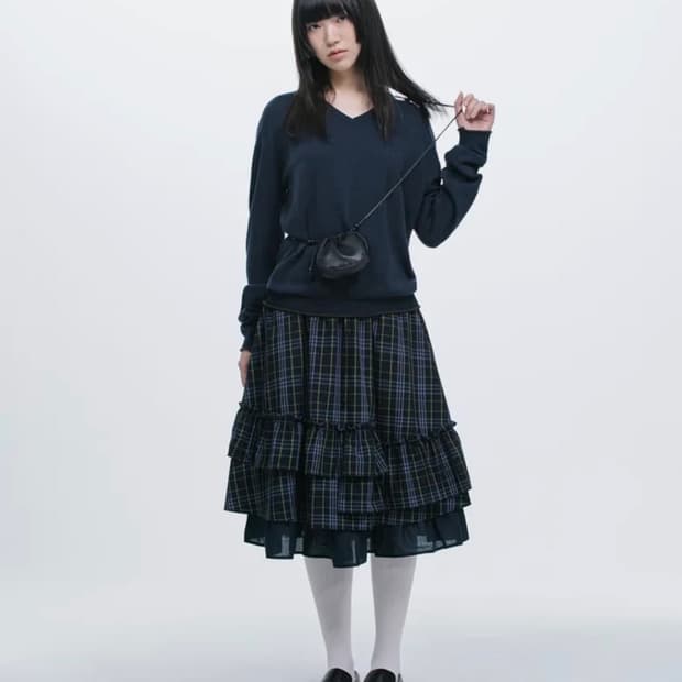 오헤시오 체크 프릴 미디 스커트