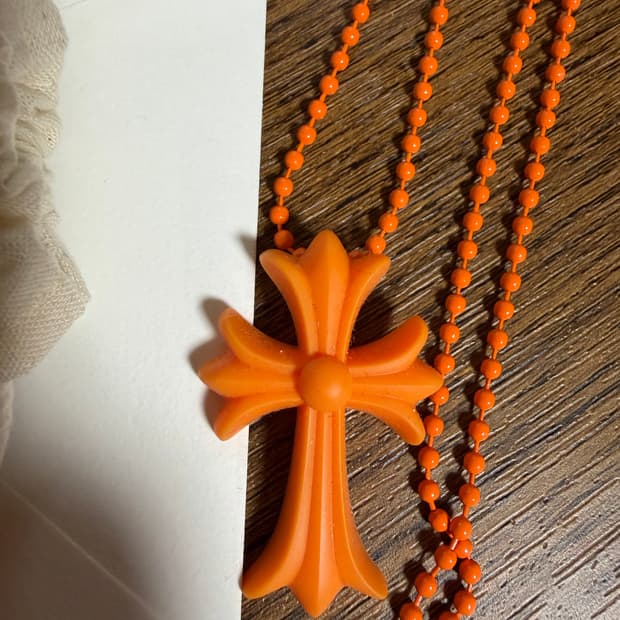 실리크롬 목걸이 판매합니다