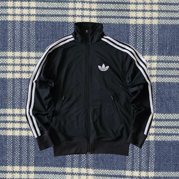 아디다스 파이어버드 블랙 트랙탑