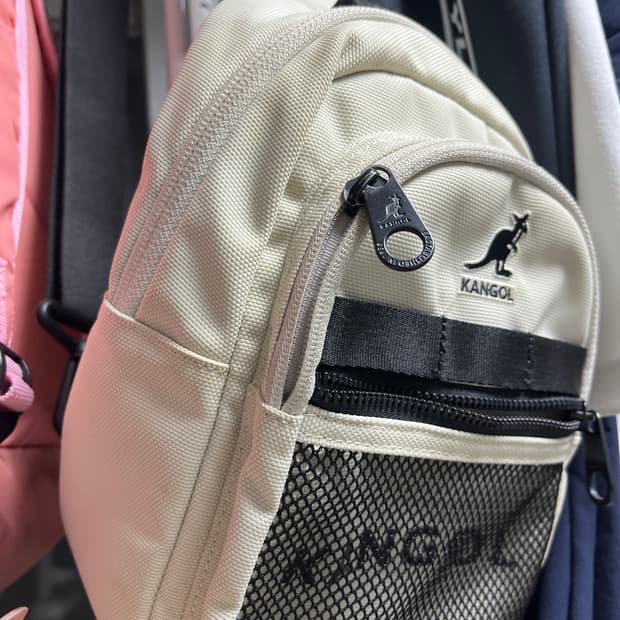 캉골 미니크로스 슬링백 판매해요