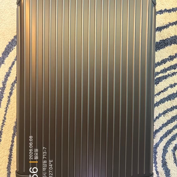 Rimowa Topas Stealth 77 e-tag 미사용