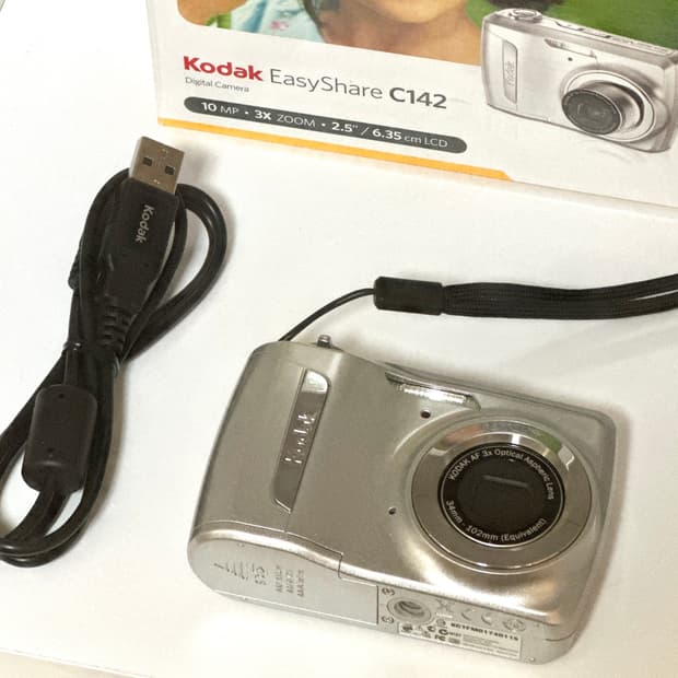 코닥 이지쉐어 C142 디지털 카메라 민트급 (C143과 같은 시리즈)