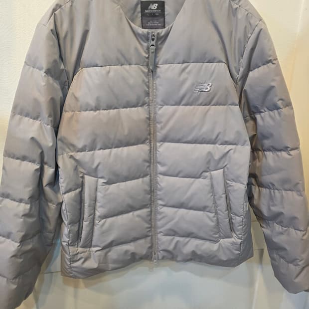뉴발란스 경량 패딩  L 회색