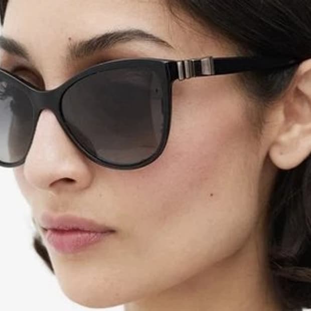 네고x)샤넬 캣츠아이 선글라스 베이지/블랙