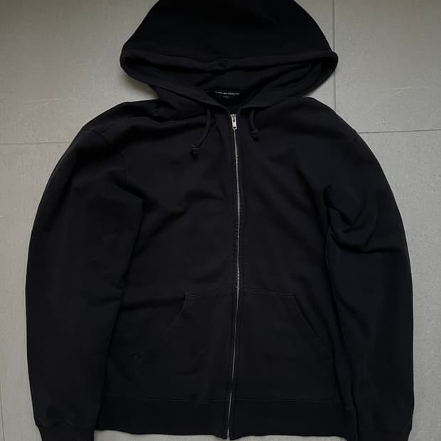 꼼데가르송 집업