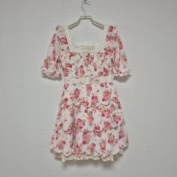 리즈리사 샘플 파티스타일 플로럴 원피스 오프화이트