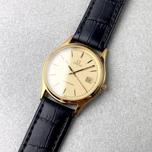 OMEGA Sea Master round watch unisex