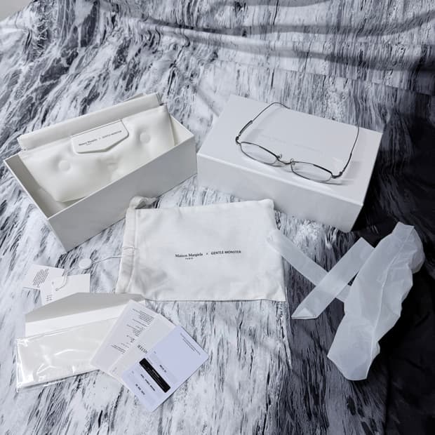 [OS] 젠틀 몬스터 x 메종 마르지엘라 MM218 실버 클리어