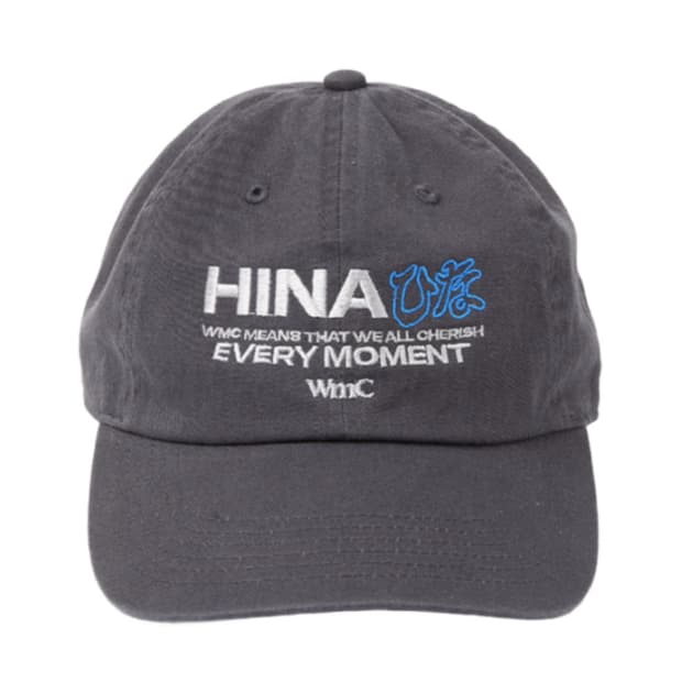 WMC X QWER 히나 로고 볼캡 차콜 그레이