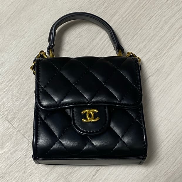 샤넬 메이크업 기프트백 미니 크로스백