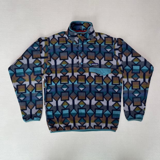 파타고니아 신칠라 시더 메사