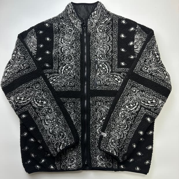 SUPREME Reversible 슈프림 리버시블 반다나 플리스 자켓
