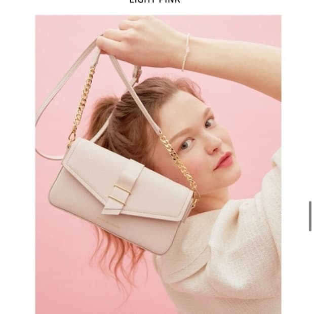 질바이질스튜어트 소가죽 크로스백