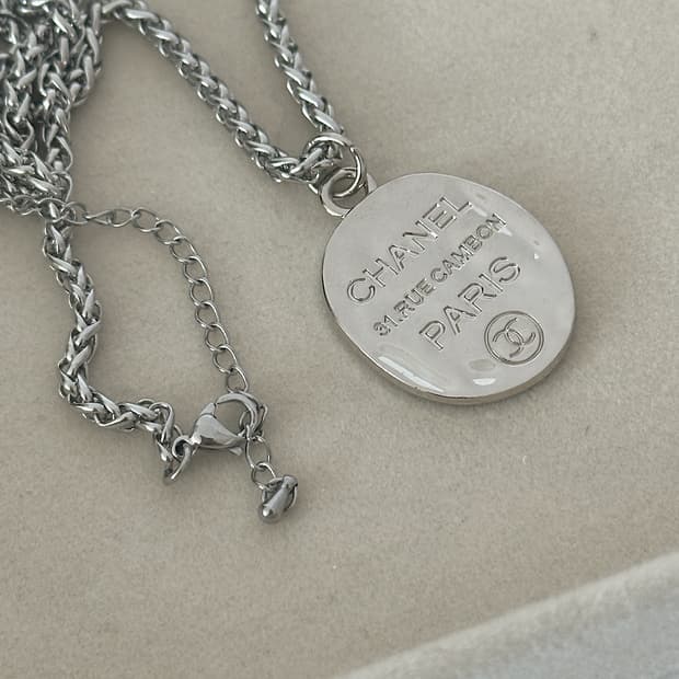샤넬 코인 팬던트 남자 롱체인 목걸이