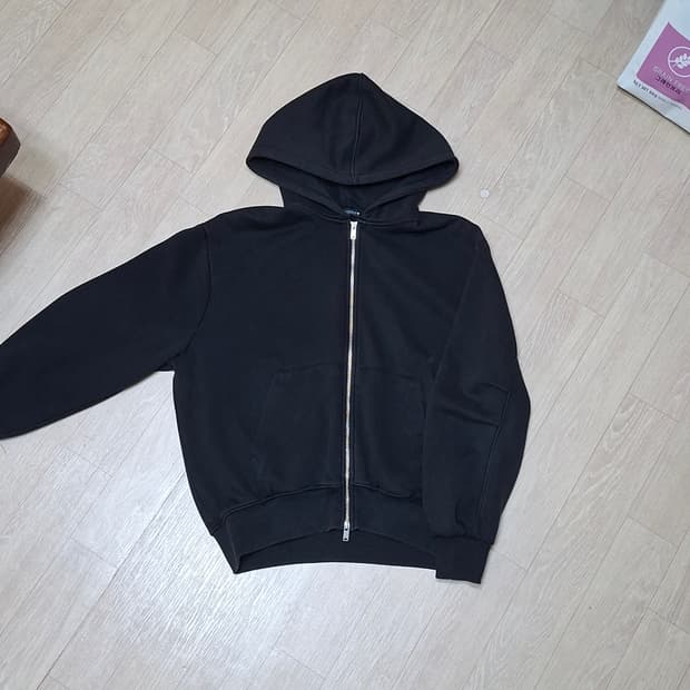 자라 후드집업