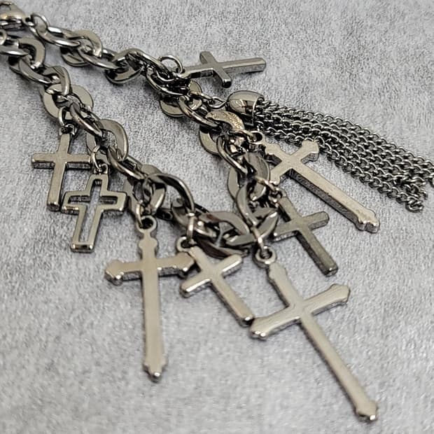 cross bracelet