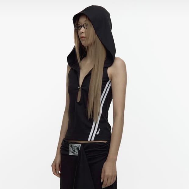 카시코 track hood vest