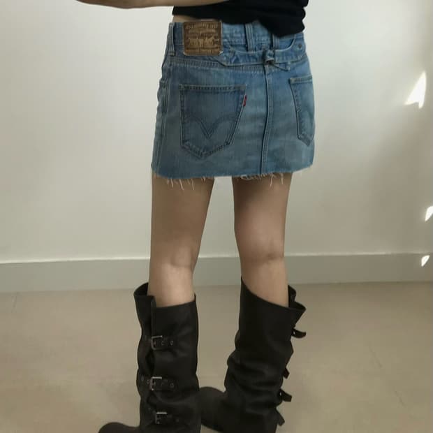리바이스 신치백 데님 스커트