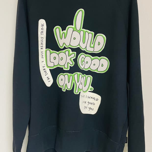 ACNE 아크네 맨투맨