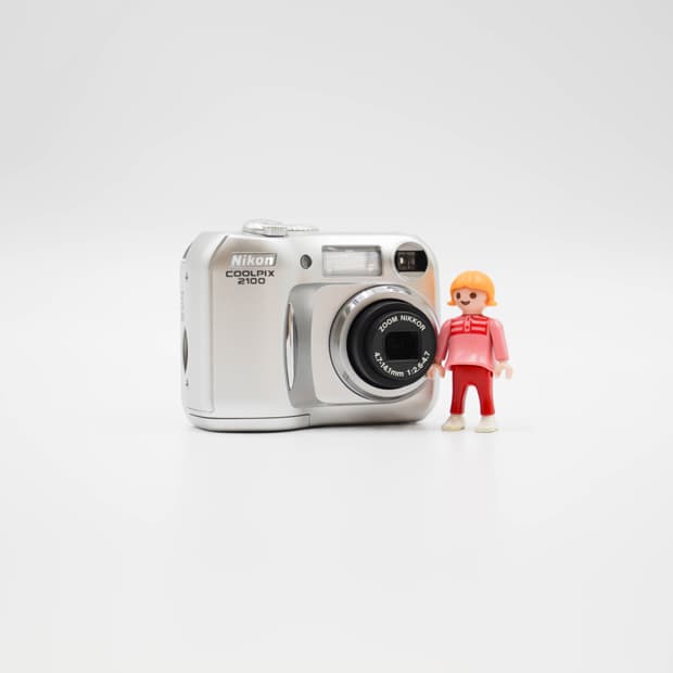 Nikon Coolpix 2100 (니콘 쿨픽스 2100)