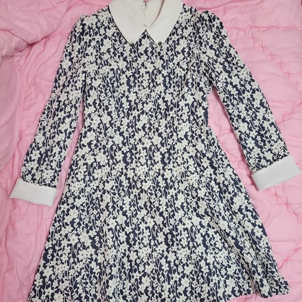 급처새상품!샤틴 탈부착 보석카라 플라워 A에이라인 플레어원피스 레니본st