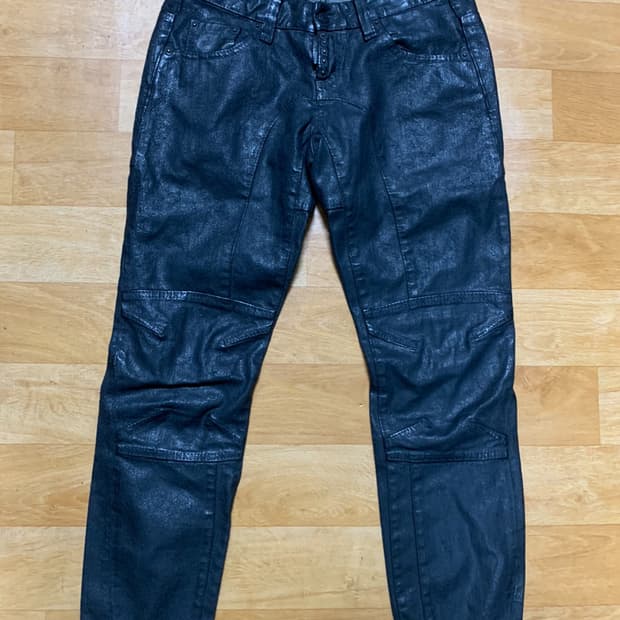 DSQUARED2 11/FW 디스퀘어드 바이커 진 크롭 팬츠(오일클로즈)