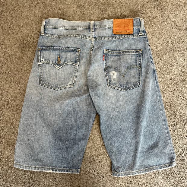 리바이스 라이트 워시 데님 쇼츠(32)