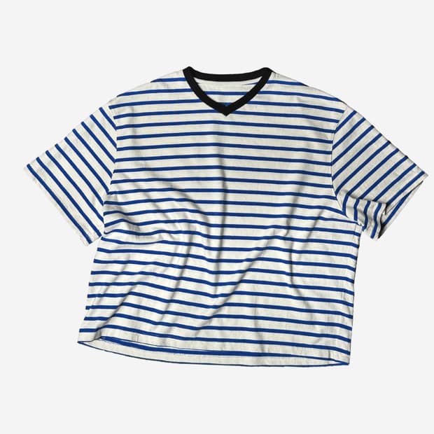 Nonnod Cropped V-neck T-shirt Blue strip