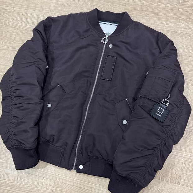 [50] 우영미 23FW 백로고 마원 브라운
