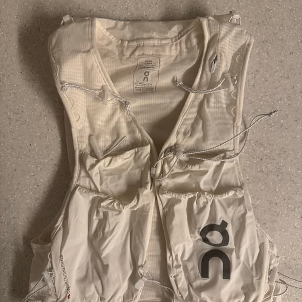 On 러닝 울트라 베스트 10 화이트