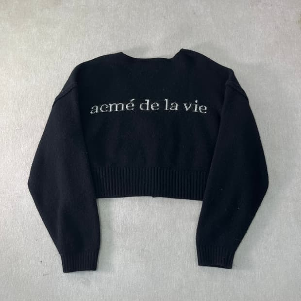 W 100 아크메드라비 울 크롭 가디건