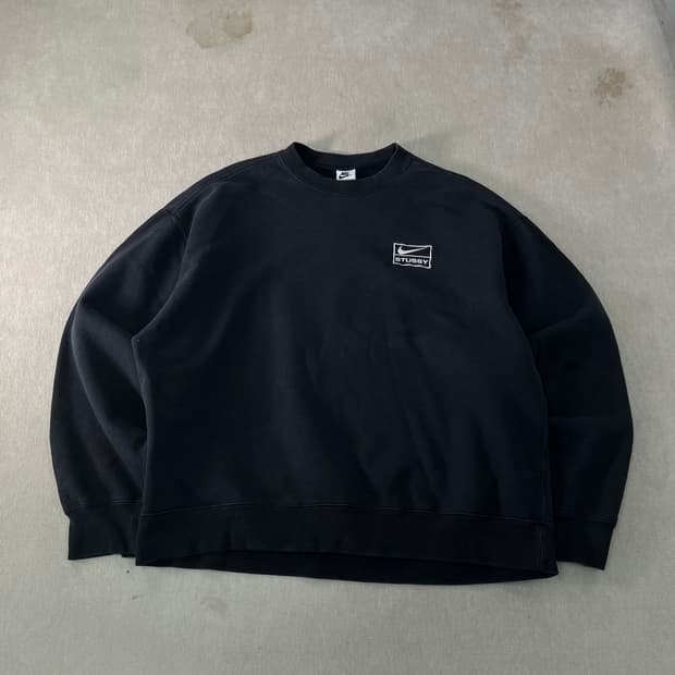 105 나이키 X 스투시 블랙 맨투맨