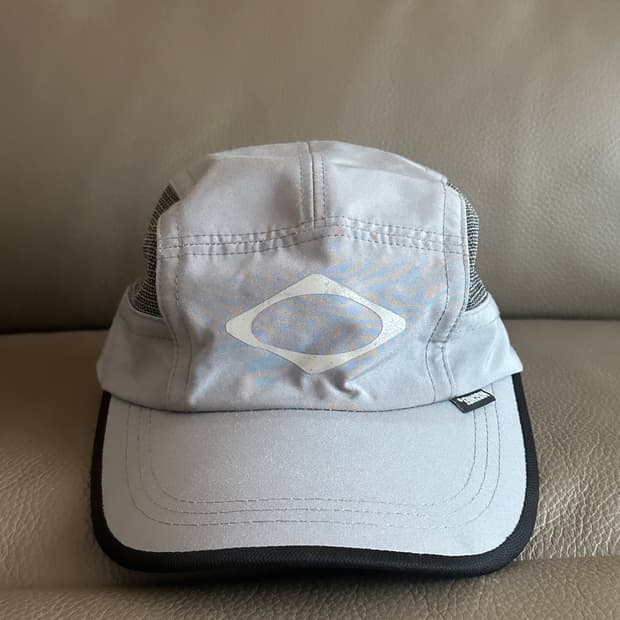 미스치프 롬버스 러닝 캡 카키 그레이