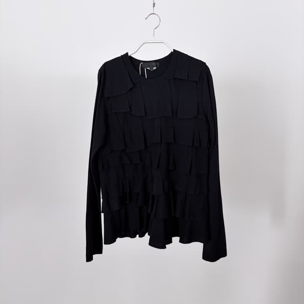 Whole Ruffle Long Sleeve 