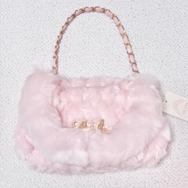 히메갸루 리즈리사 딸기우유 베이비 핑크 퍼 가방 )) 엑시즈팜 트랄라라