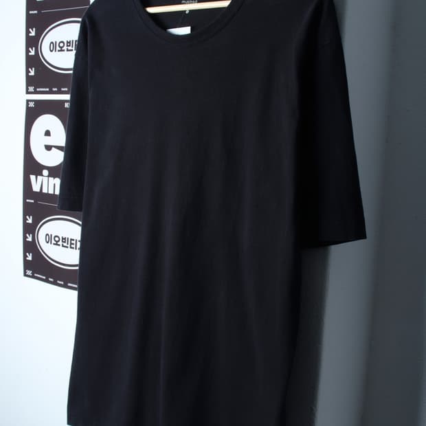 (L-XL) 무신사 스탠다드 반팔 티셔츠 오버핏 블랙 무지-H32052
