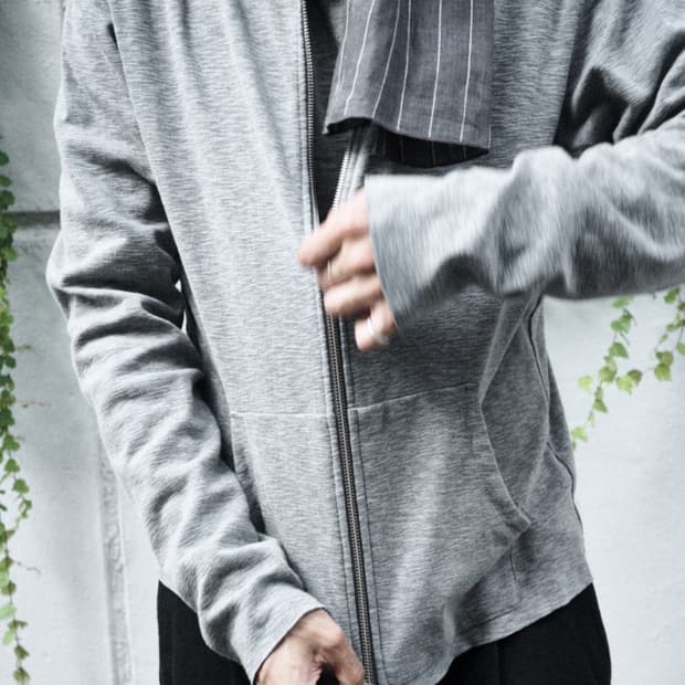 Mono prive gray hoodie