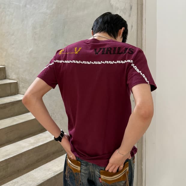 토가 비릴리스 웨스턴 자수 티셔츠