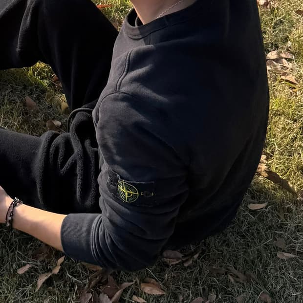 스톤아일랜드 맨투맨 21fw