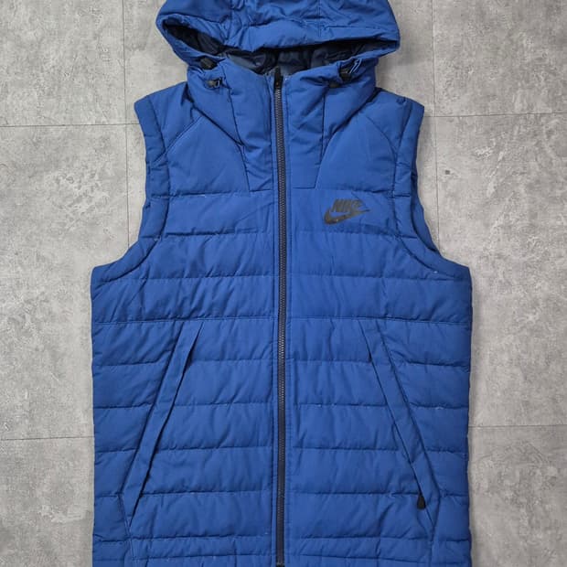 NIKE 패딩조끼
