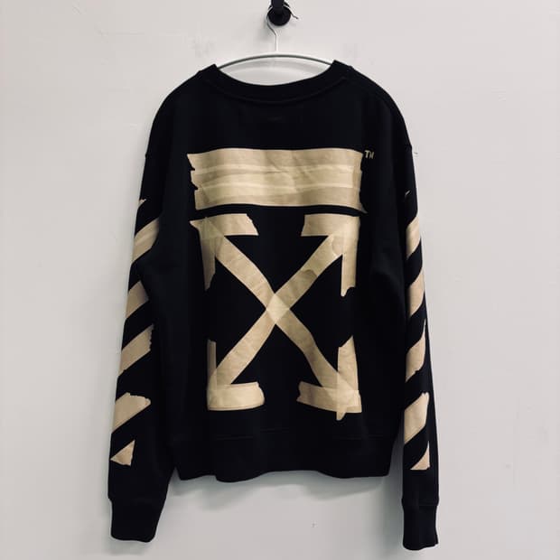 오프화이트(Off-White) 테이프 애로우 오버사이즈 맨투맨
