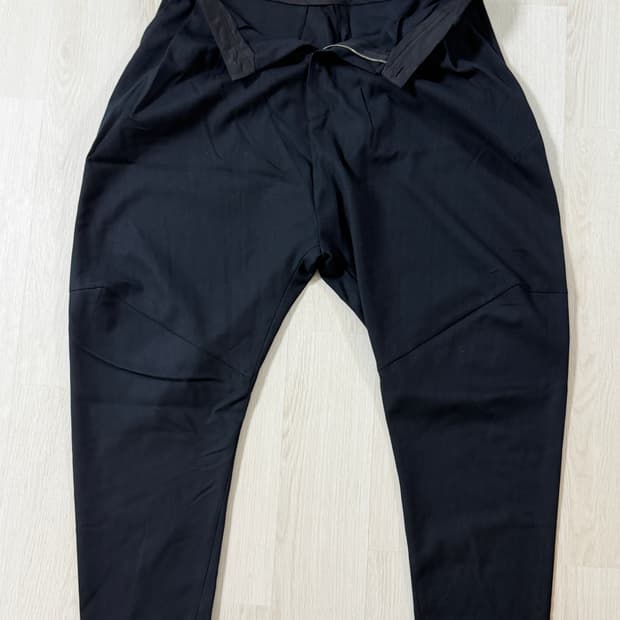 헨릭 빕스코브 슬랙스