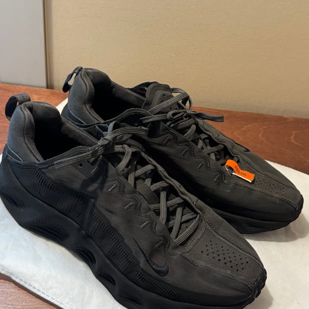 나이키 혜인서 콜라보 아바로버 스니커즈 280 세탁완료 15만원