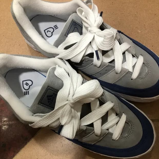 아디다스 x 휴먼 메이드 아디매틱 그레이 290