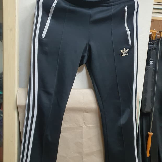 아디다스 유로파 트랙 팬츠 M