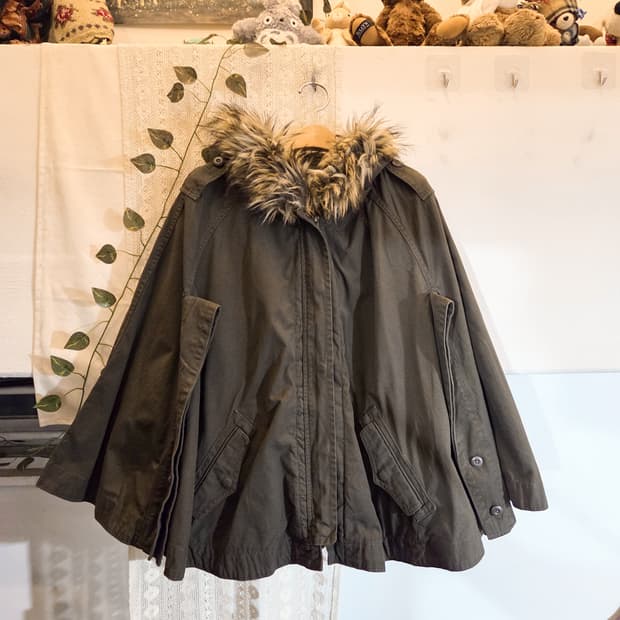 GAP 케이프 야상 자켓