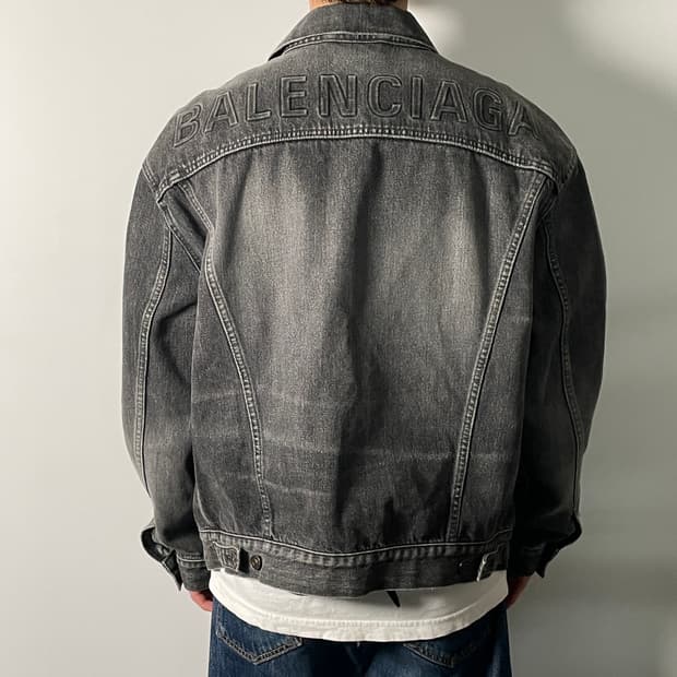 발렌시아가 백로고 흑청 데님자켓 (on.603)  